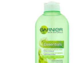 Essentials Refreshing Vitaminized Toner