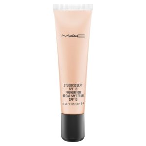 Mac Mac, Studio Sculpt, Vitamin C, Natural Finish, Liquid Foundation, Nc50, Spf 15, 40 Ml For Women