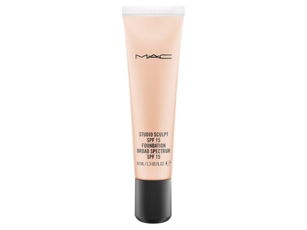 Mac Mac, Studio Sculpt, Vitamin C, Natural Finish, Liquid Foundation, Nc50, Spf 15, 40 Ml For Women