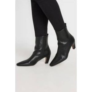 LTS heeled ankle boots in standard fit