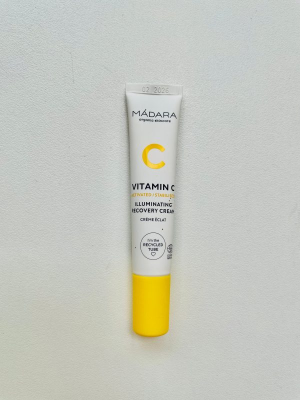 MADARA Vitamin C Illuminating Recovery Cream - Rejsestørrelse