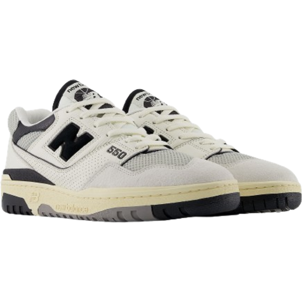 New Balance 550 - Sea Salt/Black