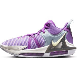 Nike Men's Lebron Witness Basketball Shoe
