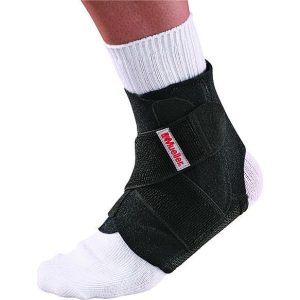 Mueller Adjustable Ankle Stabilizer, One Size, Sort
