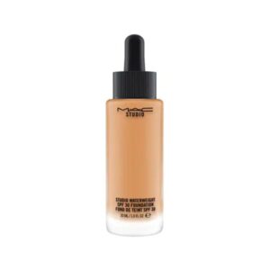 MAC Studio Waterweight Vitamin E Long Lasting