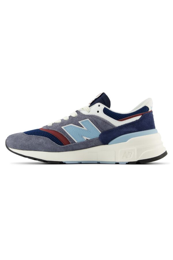New Balance Sneakers