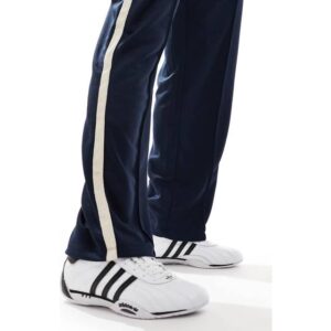 adidas Adi Racer - White