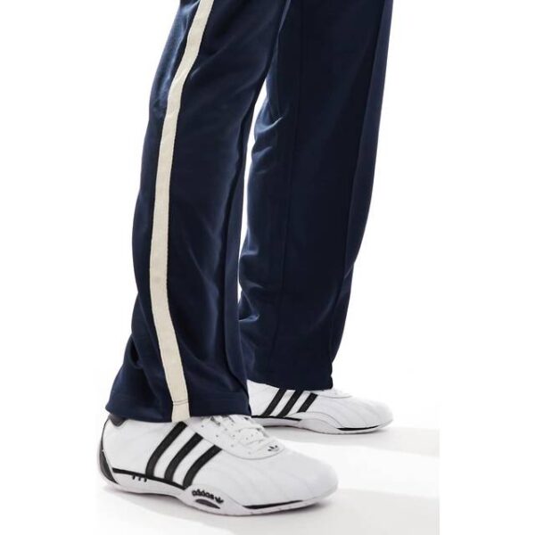 adidas Adi Racer - White